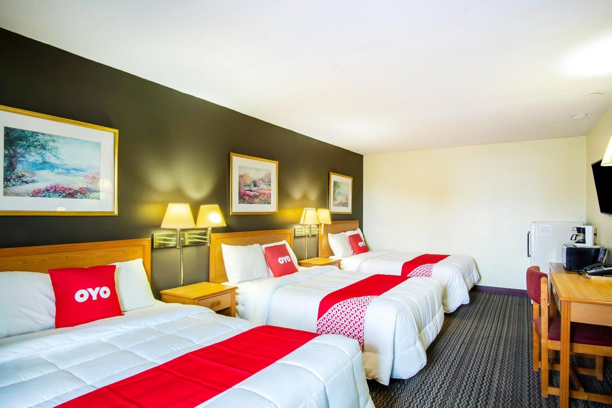 Oyo Hotel Hutchinson West 4Th Ave Екстер'єр фото