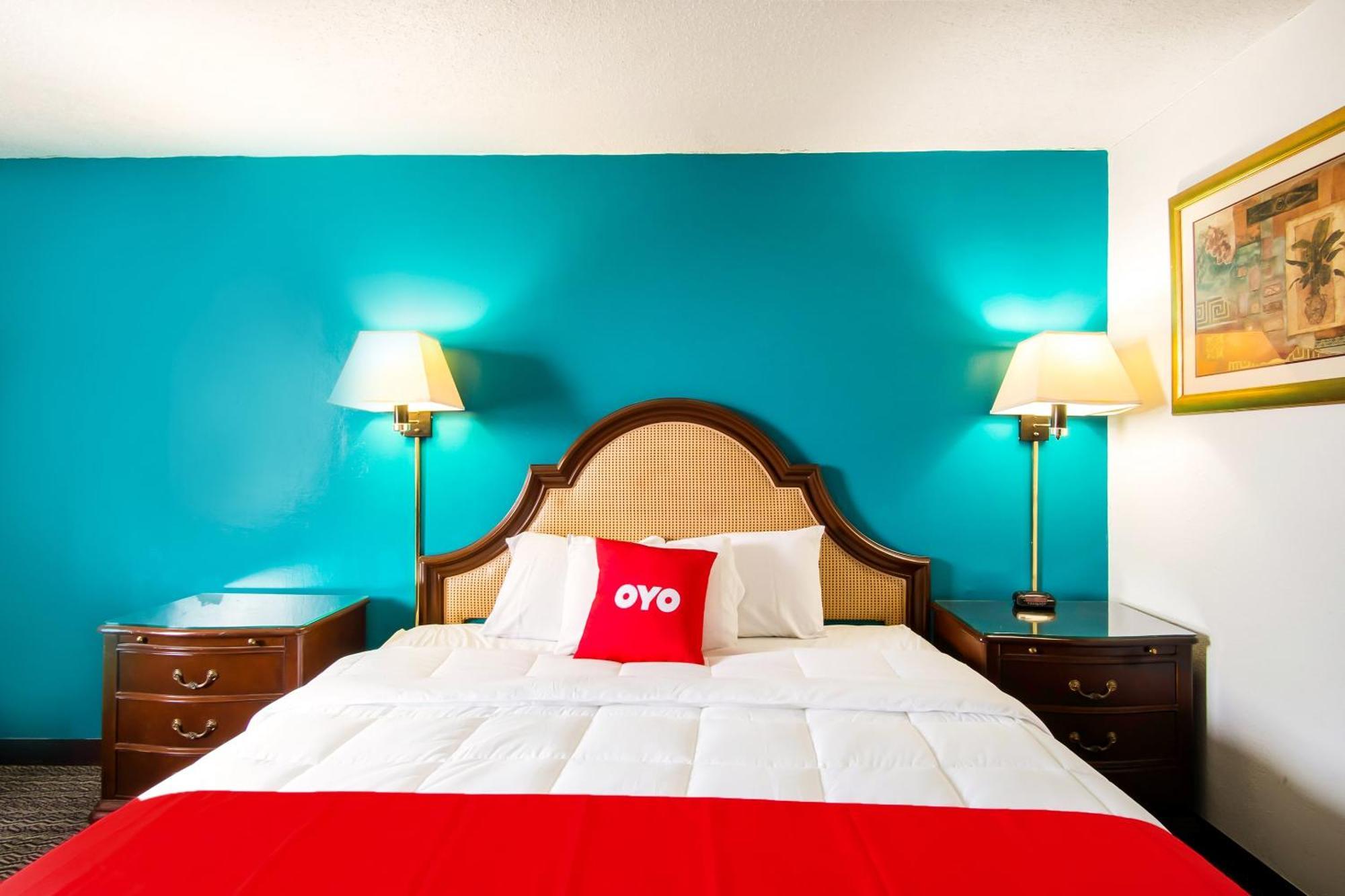 Oyo Hotel Hutchinson West 4Th Ave Екстер'єр фото