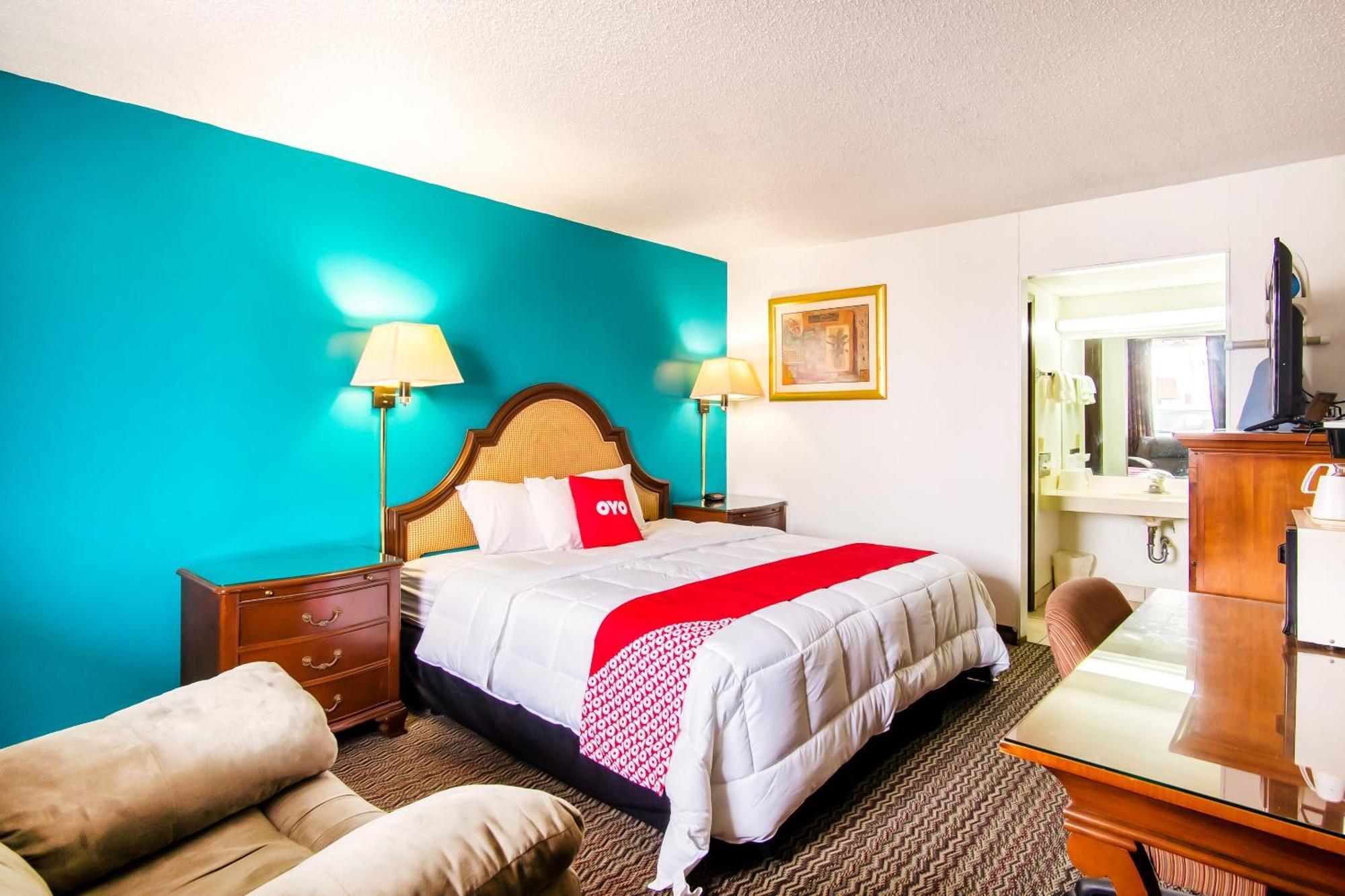Oyo Hotel Hutchinson West 4Th Ave Екстер'єр фото