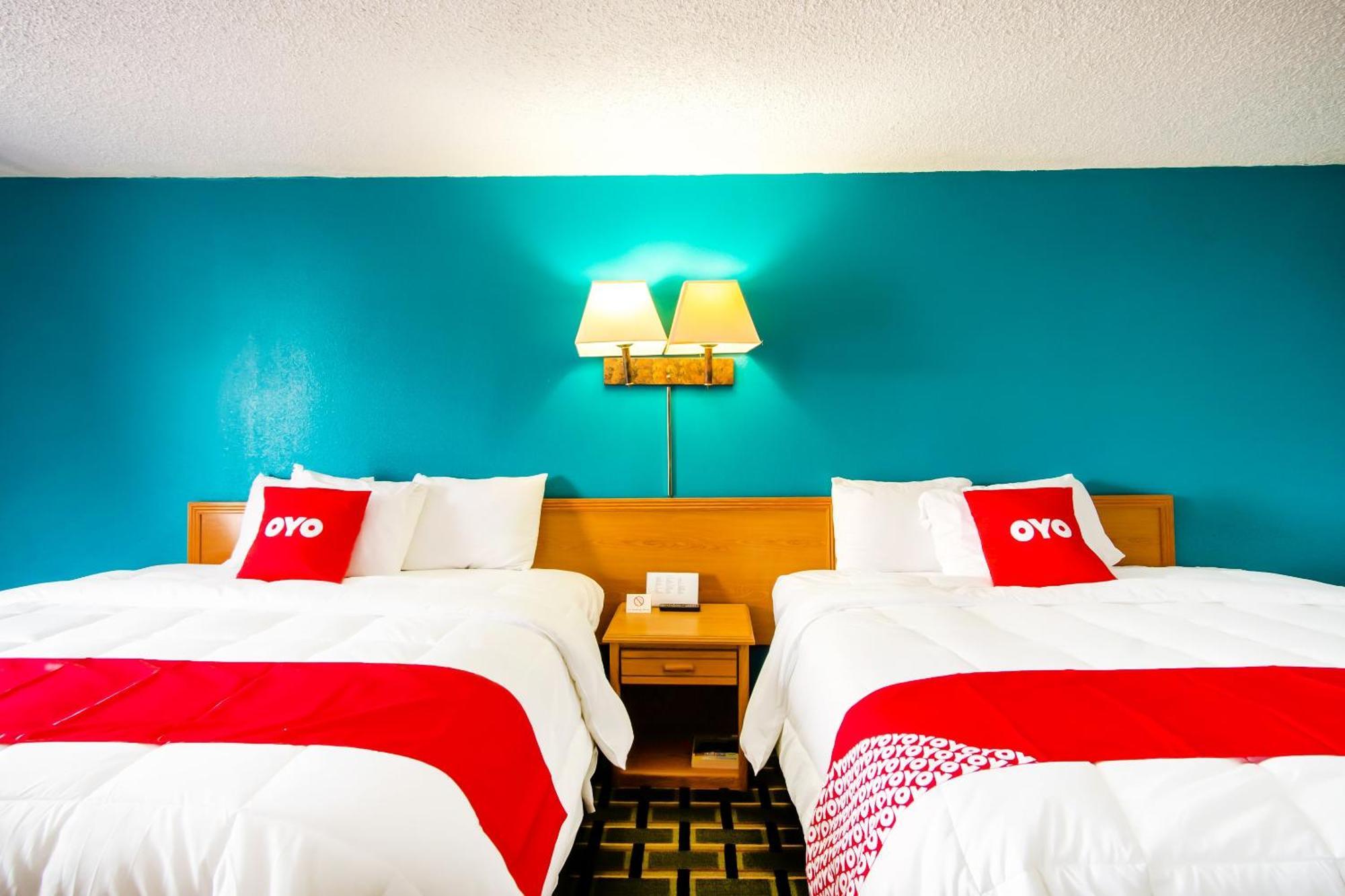 Oyo Hotel Hutchinson West 4Th Ave Екстер'єр фото